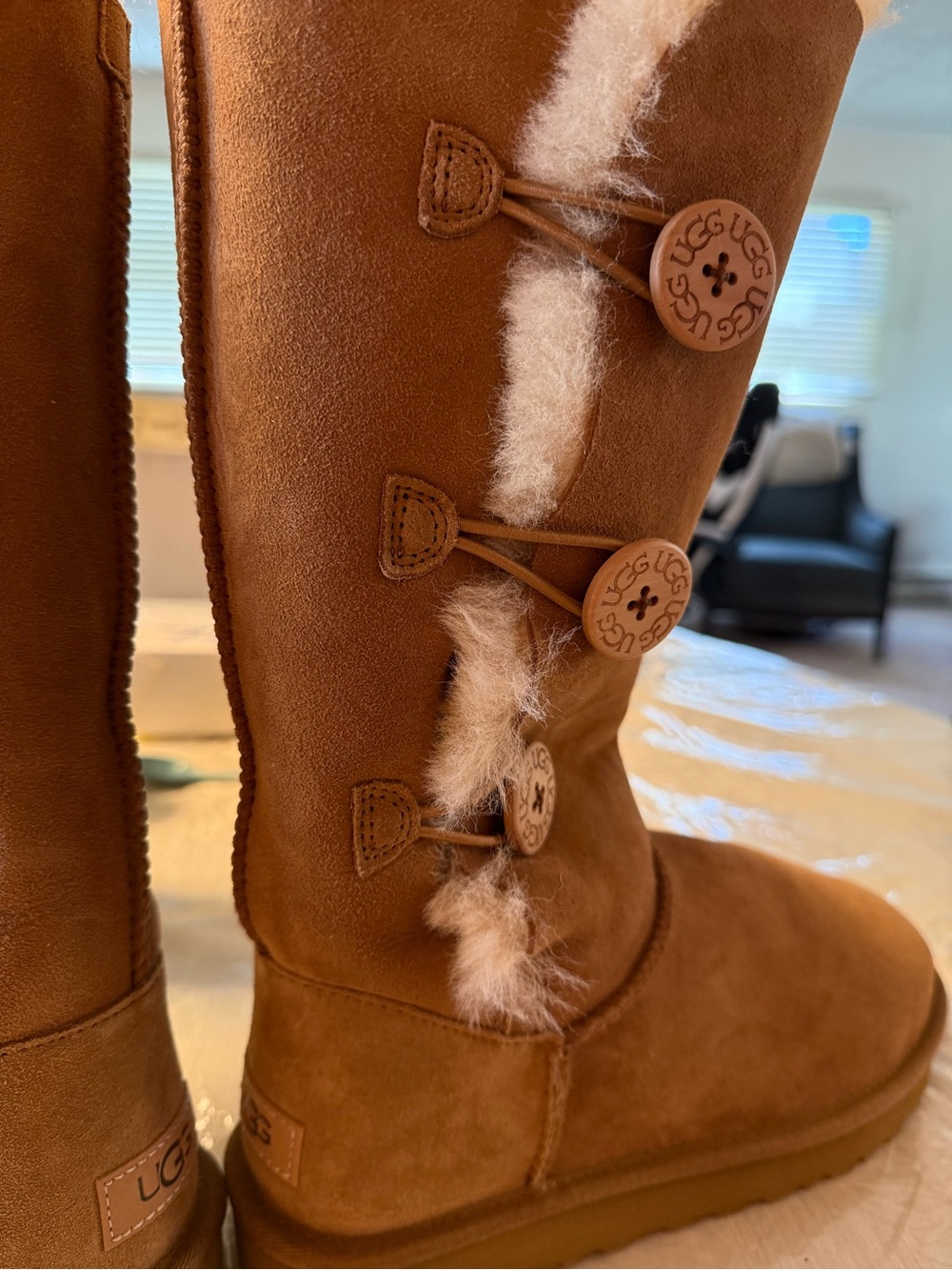 UGG Chestnut Suede Shearling-Trim Pull-On Boots - Picture 4 of 9